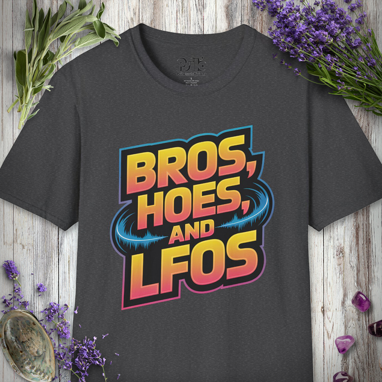 "Bros Hoes & LFOs" T-SHIRT
