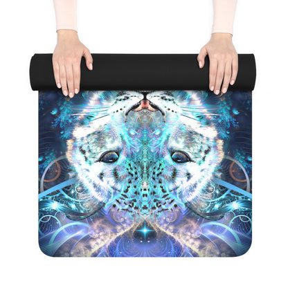The Solitude V2 yoga mat with an edge-to-edge psychedelic print.