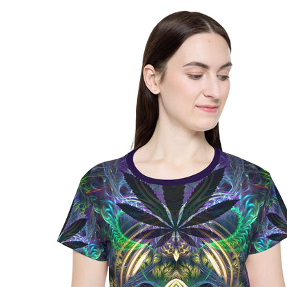 Full pattern view of the "Heightened Stroll" print women's sport tee.