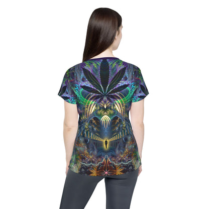 Corner detail of the "Heightened Stroll" print women's sport tee.