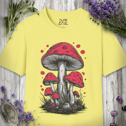 Red Mushrooms T-SHIRT