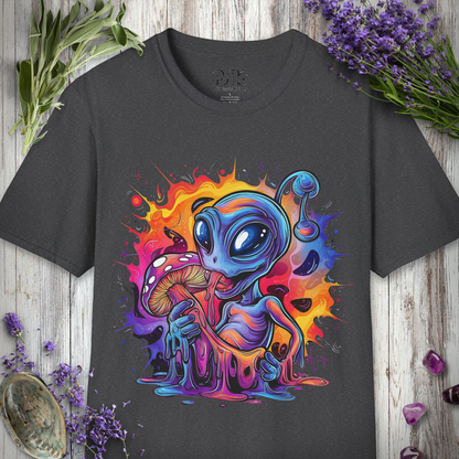 Trippy Alien w/ Mushroom T-SHIRT