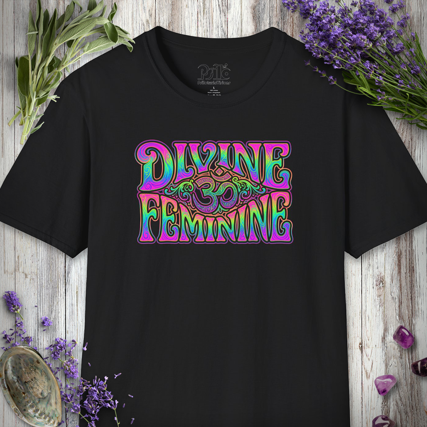 "Om Devine Feminine" T-SHIRT