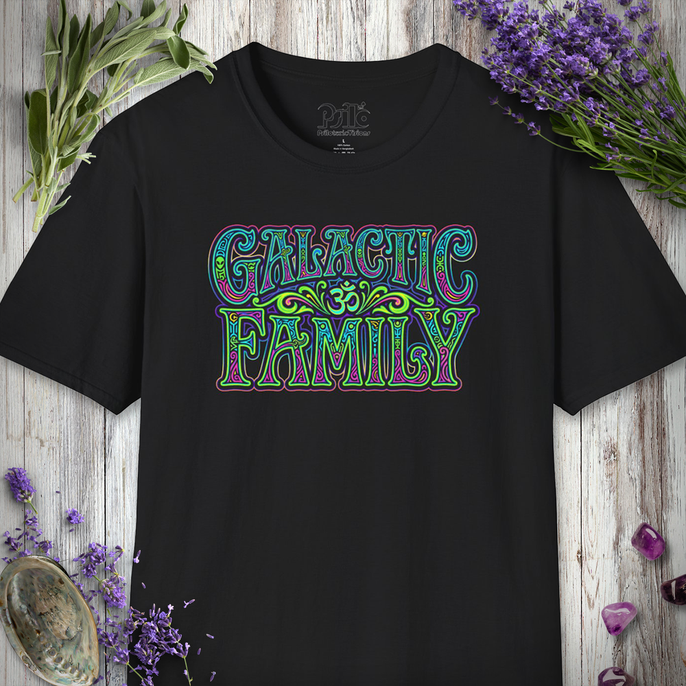 "Galactic Family - Green" T-SHIRT