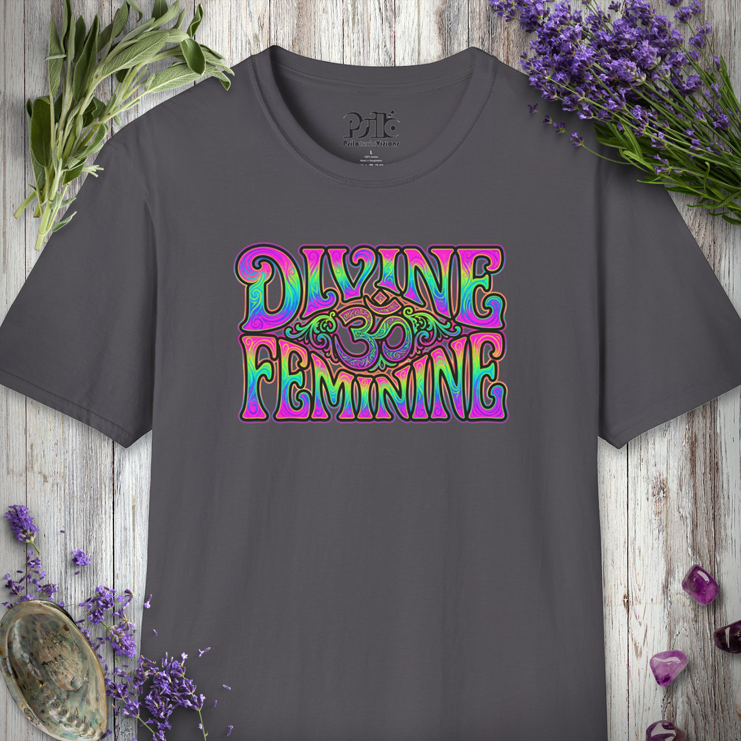 "Om Devine Feminine" T-SHIRT