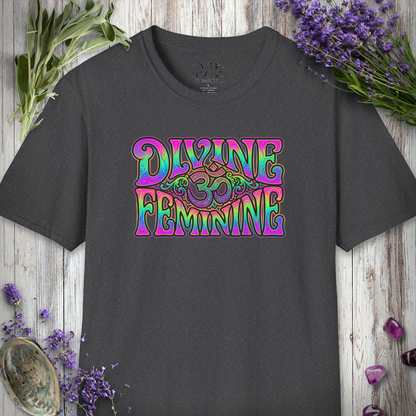 "Om Devine Feminine" T-SHIRT