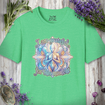 "Grateful For This Moment" T-SHIRT