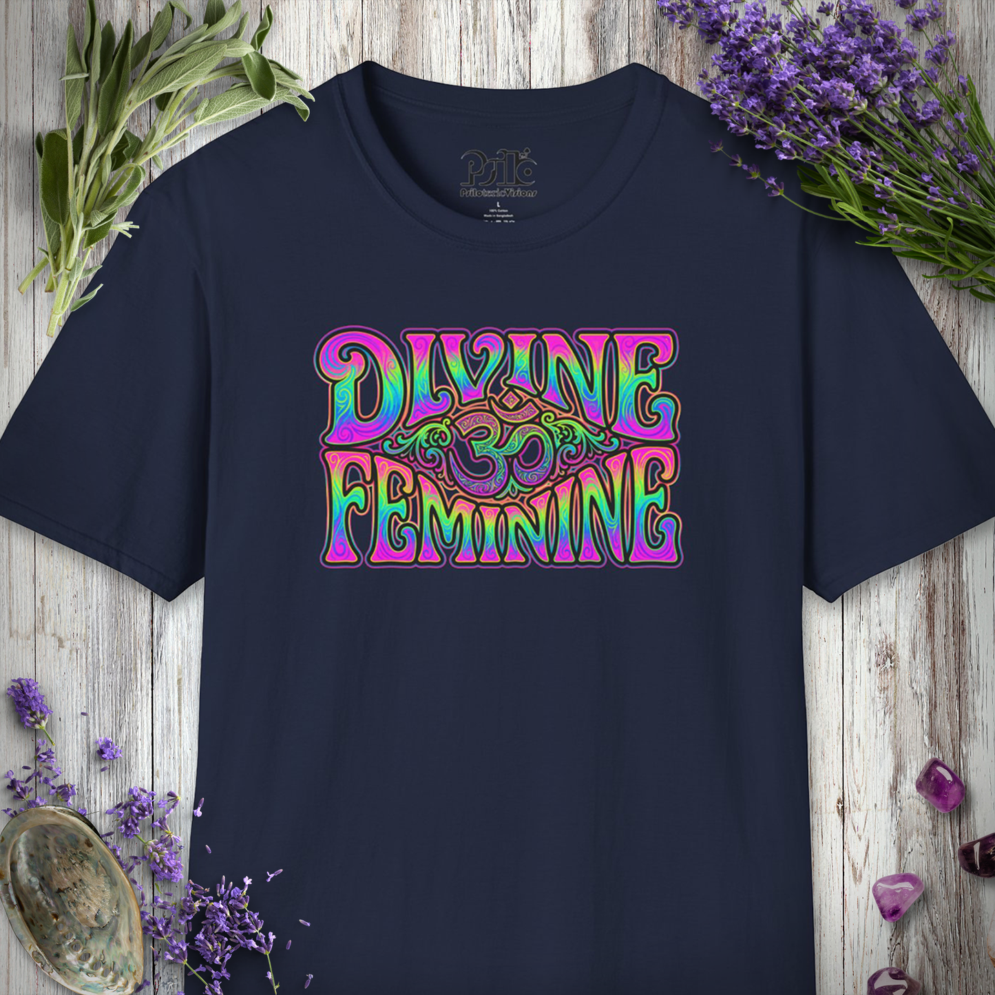 "Om Devine Feminine" T-SHIRT