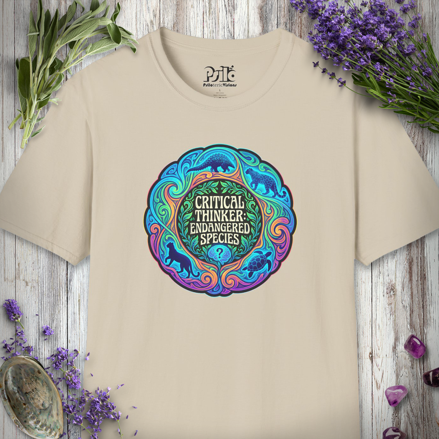 "Critical Thinker Endangered" T-SHIRT