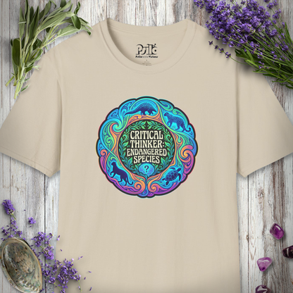 "Critical Thinker Endangered" T-SHIRT