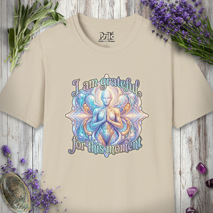 "Grateful For This Moment" T-SHIRT