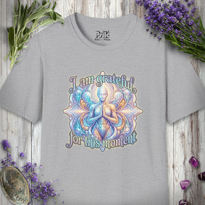 "Grateful For This Moment" T-SHIRT