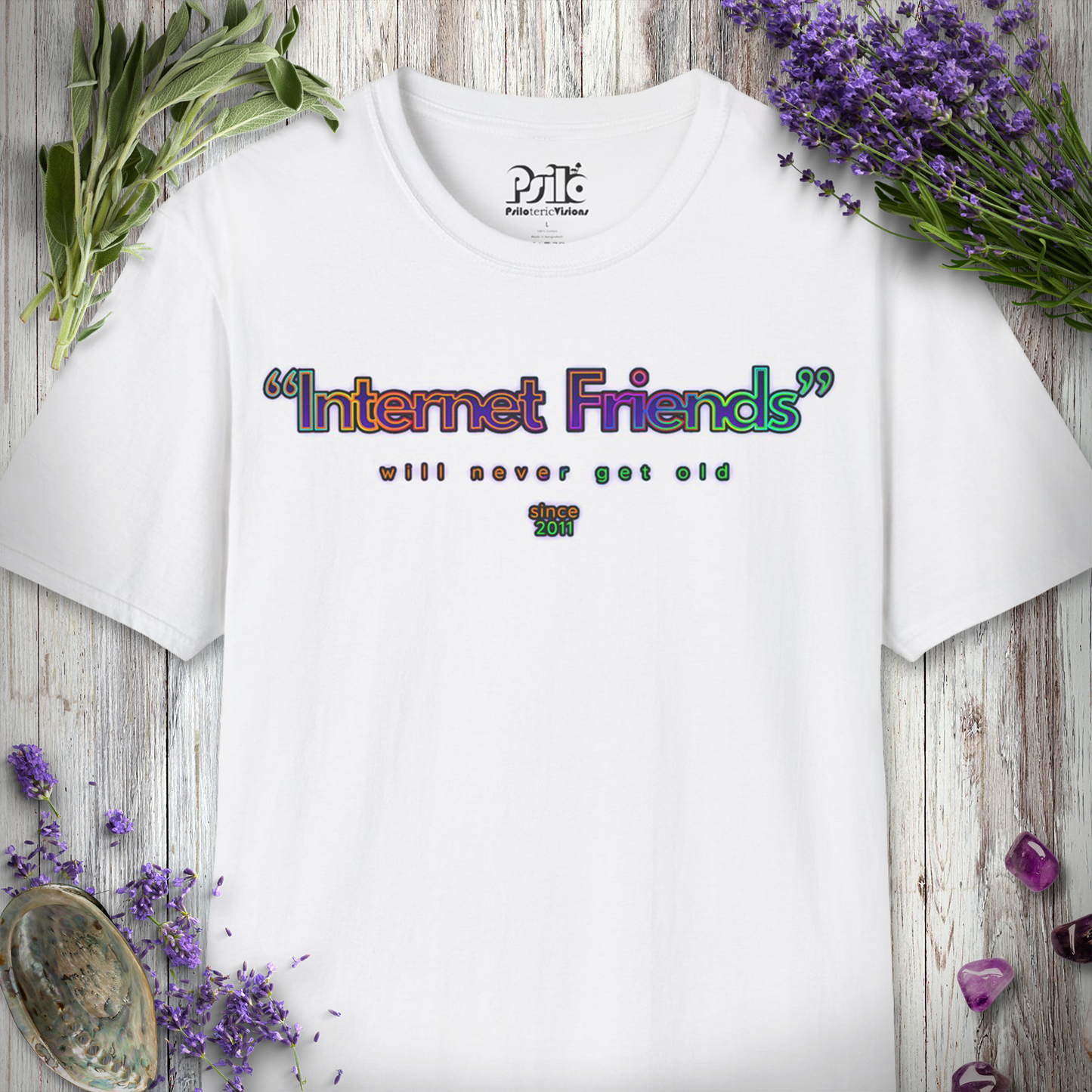 "Internet Friends" T-SHIRT