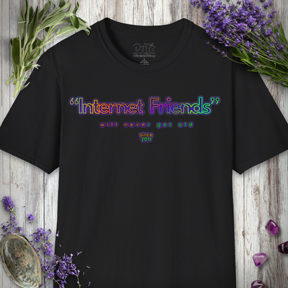 "Internet Friends" T-SHIRT