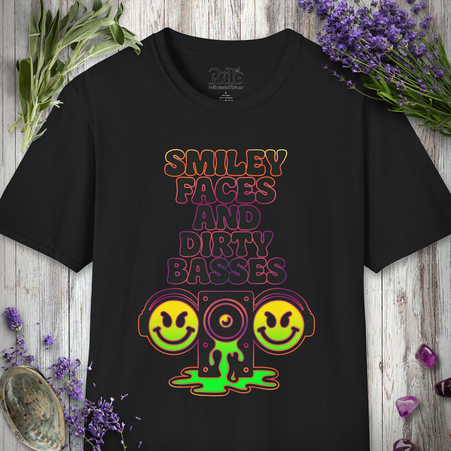 "Smiley Faces & Dirty Basses" T-SHIRT