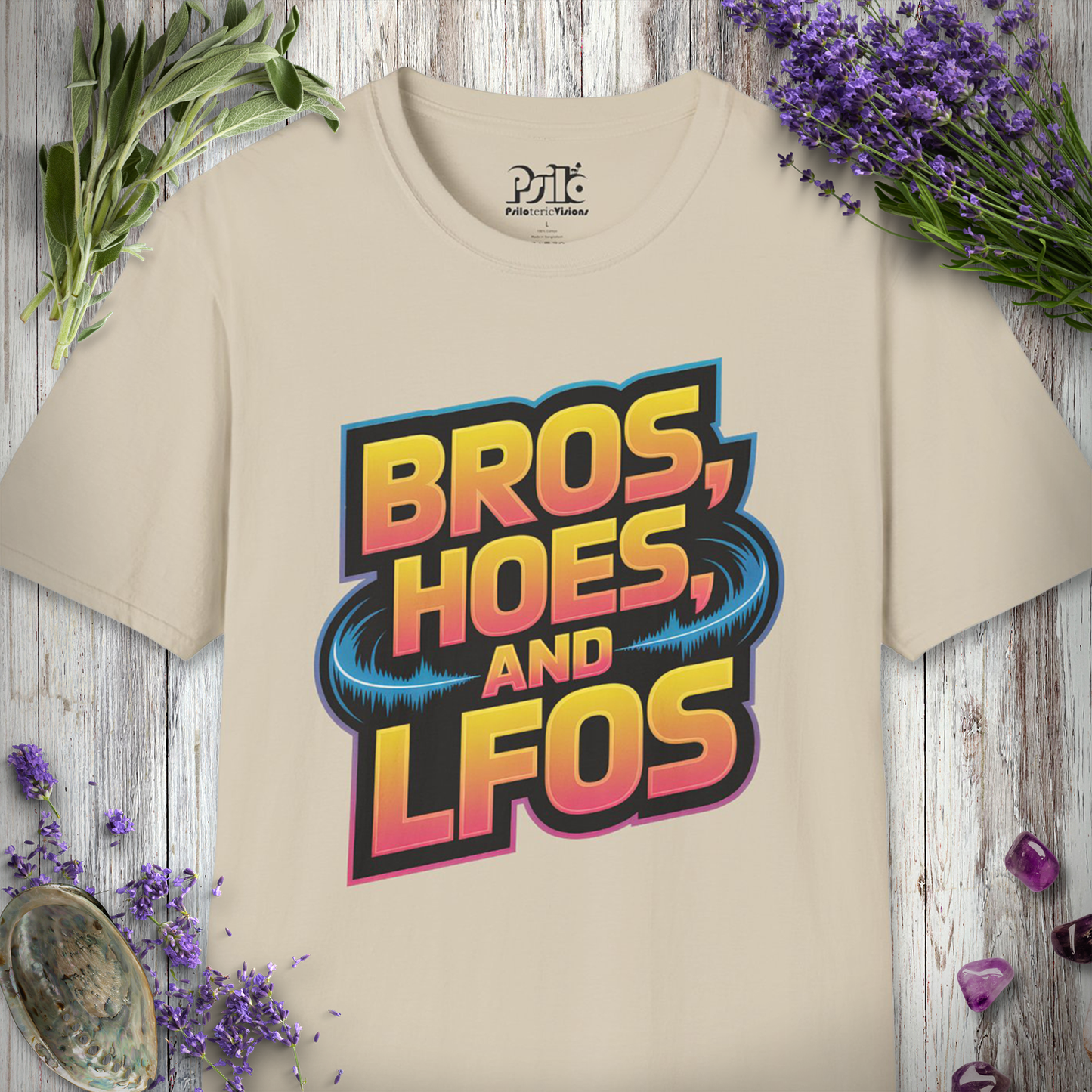 "Bros Hoes & LFOs" T-SHIRT