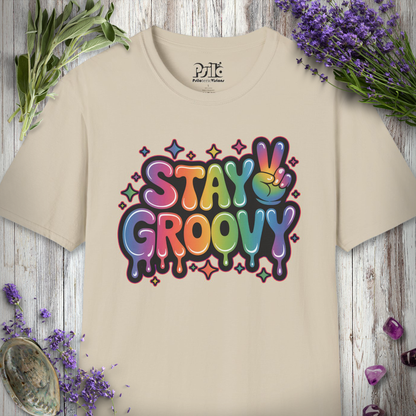 "Stay Groovy" T-SHIRT