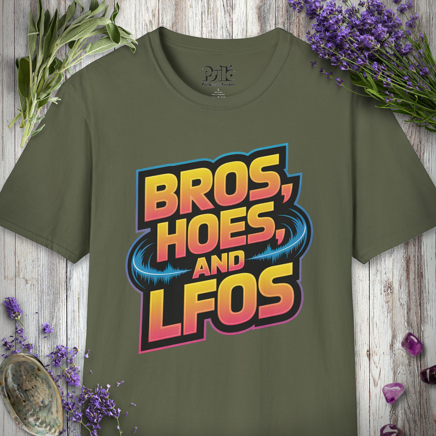 "Bros Hoes & LFOs" T-SHIRT