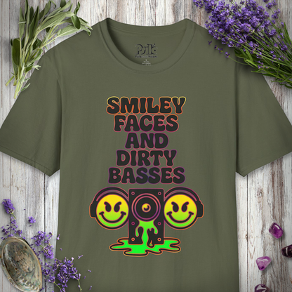 "Smiley Faces & Dirty Basses" T-SHIRT
