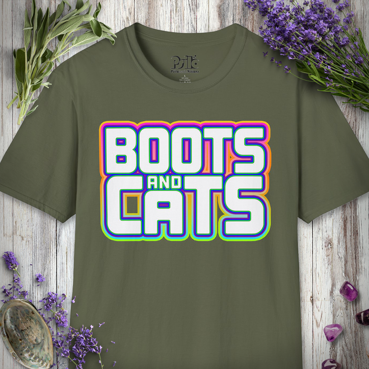 "Boots and Cats (Bold)" T-SHIRT
