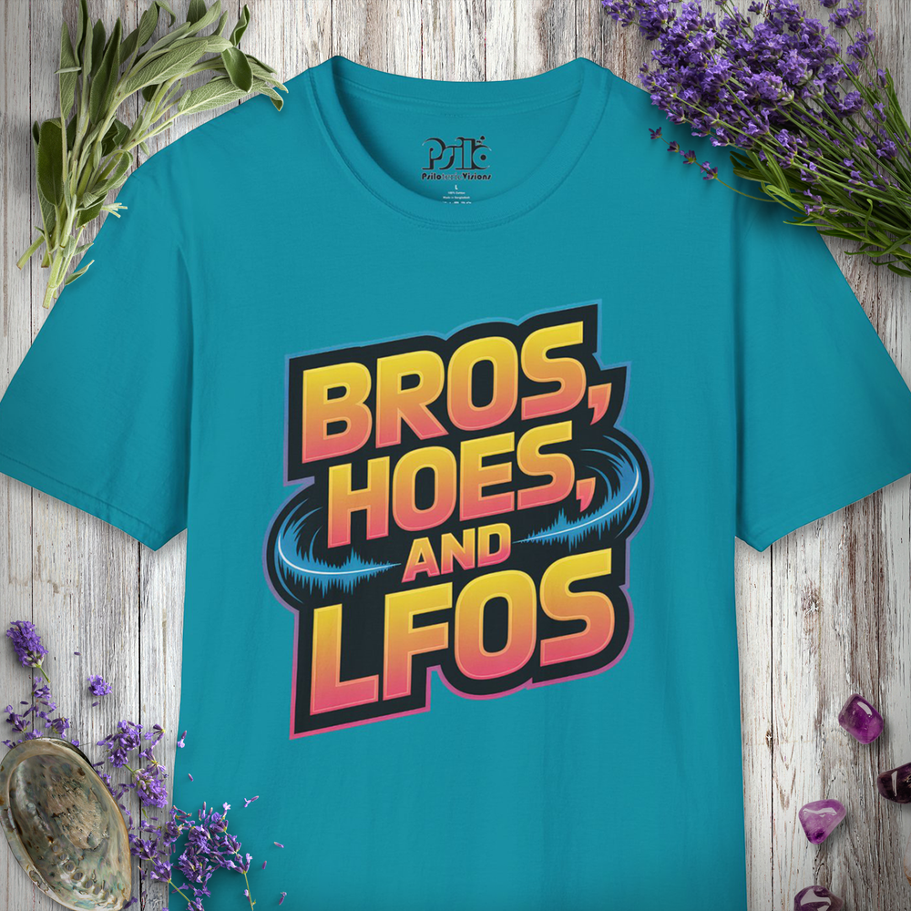 "Bros Hoes & LFOs" T-SHIRT