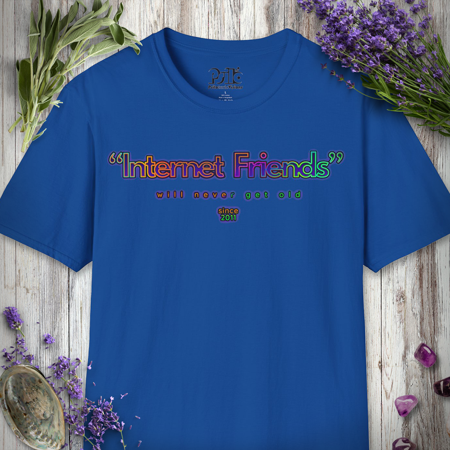 "Internet Friends" T-SHIRT
