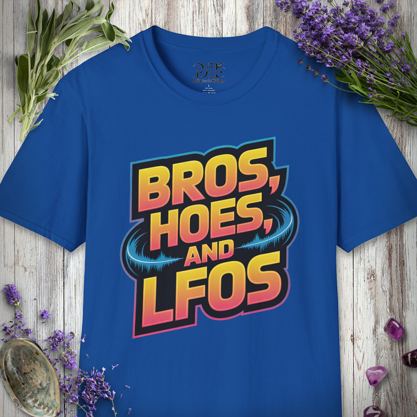 "Bros Hoes & LFOs" T-SHIRT