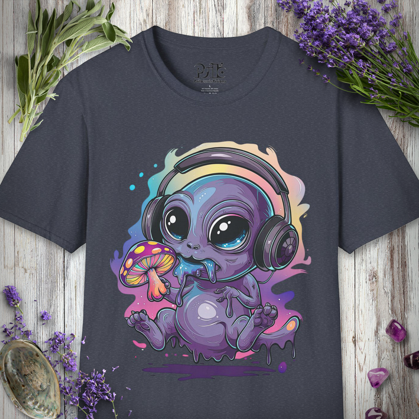 "Cute Trippy Alien Eating Mushroom" Unisex SOFTSTYLE T-SHIRT