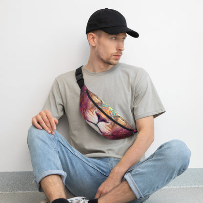 Detail of the lion and lioness artwork printed on the fanny pack.